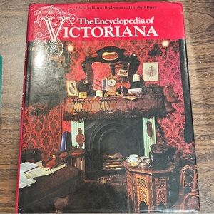 The Encyclopedia of Victoriana 1975 First American Edition Hardcover& Dust Jacke